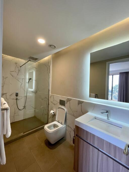 A Scenic Escape Within Nairobi Apartment Bagian luar foto