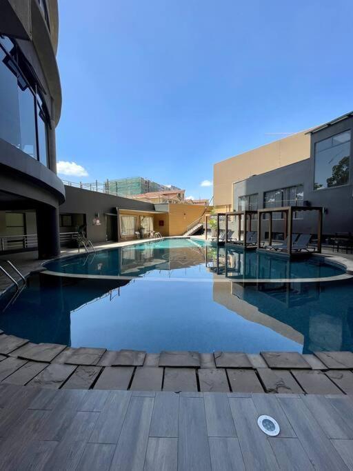 A Scenic Escape Within Nairobi Apartment Bagian luar foto