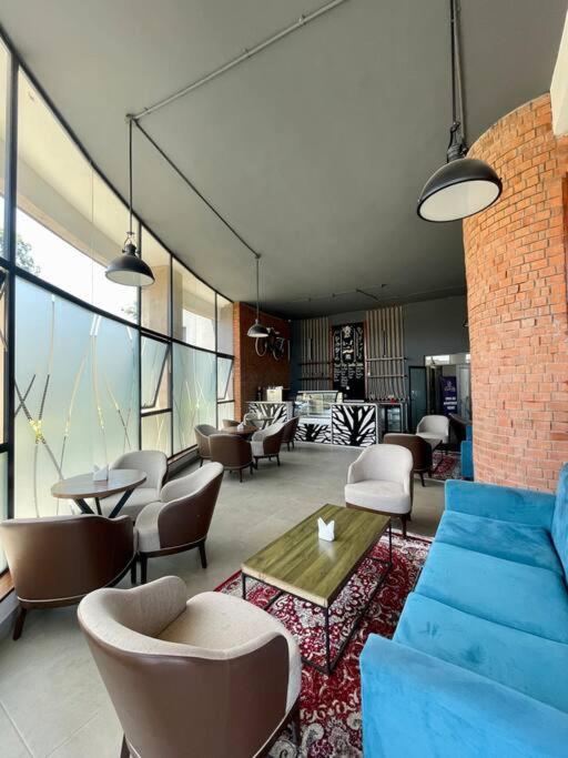 A Scenic Escape Within Nairobi Apartment Bagian luar foto