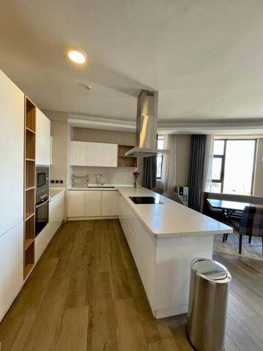 A Scenic Escape Within Nairobi Apartment Bagian luar foto