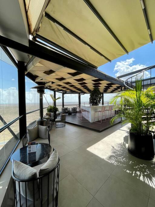 A Scenic Escape Within Nairobi Apartment Bagian luar foto