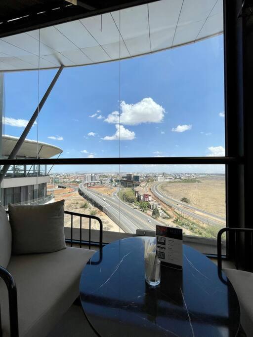 A Scenic Escape Within Nairobi Apartment Bagian luar foto