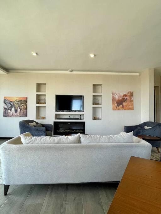A Scenic Escape Within Nairobi Apartment Bagian luar foto