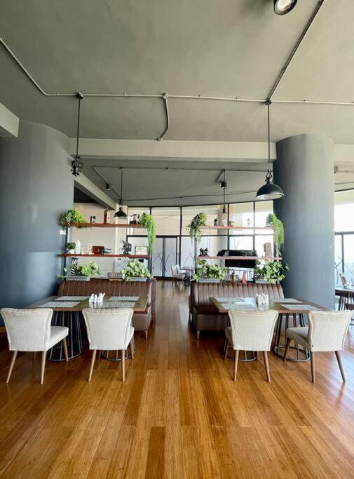 A Scenic Escape Within Nairobi Apartment Bagian luar foto